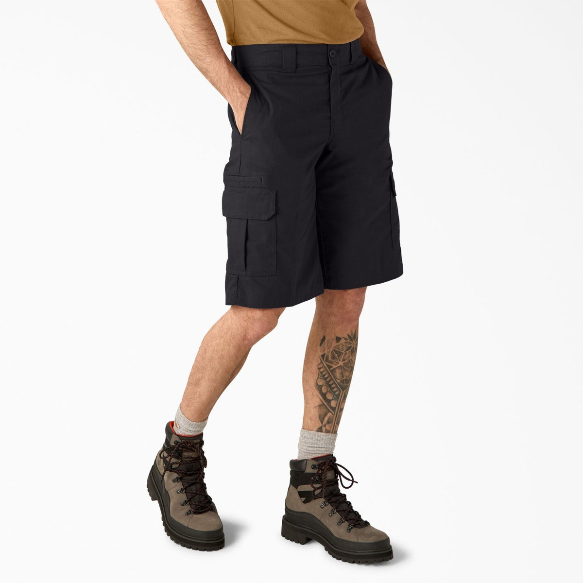 Dickies Men&#39;s Relaxed Fit Moisture Wicking 13&quot; Cargo Short - Work World - Workwear, Work Boots, Safety Gear